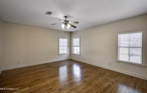 Bedroom - 702 Tanglewood Dr, Madison, MS 39110 photo 9 of 15