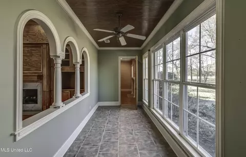 Entry Way - 702 Tanglewood Dr, Madison, MS 39110 photo 6 of 10