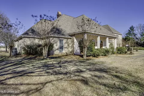 Exterior - 702 Tanglewood Dr, Madison, MS 39110 photo 4 of 25