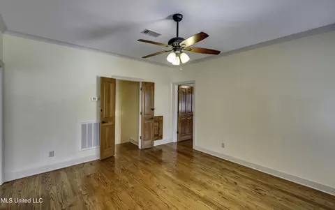 Bedroom - 702 Tanglewood Dr, Madison, MS 39110 photo 6 of 15