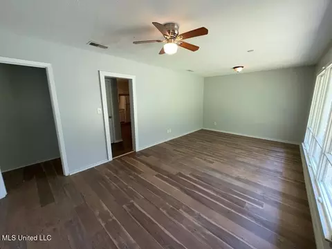 3114 Suncrest Dr, Jackson, MS 39212 photo 2