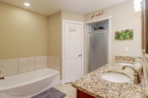 Bath - 1061 E Mchenry Rd, Perkinston, MS 39573 photo 3 of 3