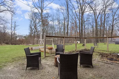 Exterior - 1134 Sandy Betts Rd, Nesbit, MS 38651 photo 5 of 8