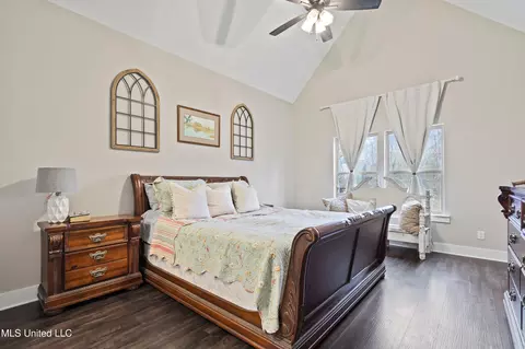 Bedroom - 1134 Sandy Betts Rd, Nesbit, MS 38651 photo 1 of 6
