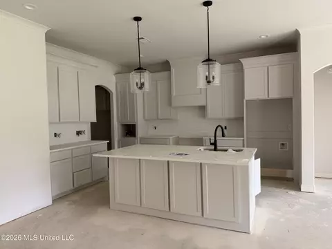808 Albany St, Brandon, MS 39042 photo 5