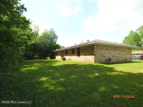 Exterior - 95 W Wilderness Rd, Natchez, MS 39120 photo 1 of 1