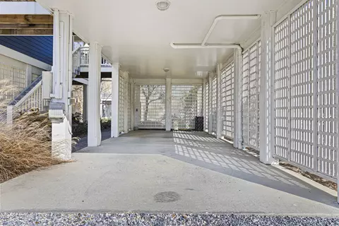 Exterior - 215 E 2nd St #6, Pass Christian, MS 39571 photo 10 of 15