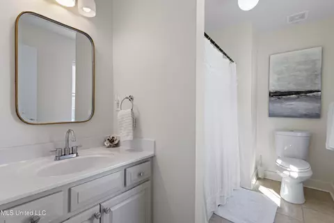 Bath - 215 E 2nd St #6, Pass Christian, MS 39571 photo 1 of 2