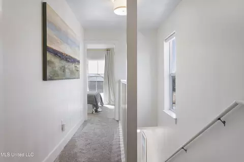 Entry Way - 215 E 2nd St #6, Pass Christian, MS 39571 photo 3 of 3