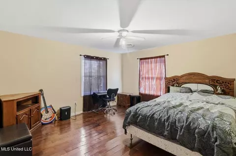 Bedroom - 307 Mckay Dr, Carthage, MS 39051 photo 3 of 3