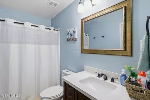 Bath - 307 Mckay Dr, Carthage, MS 39051 photo 2 of 2