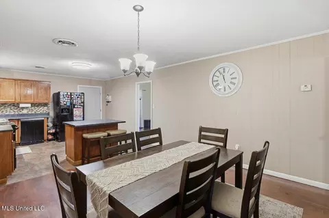 Dining - 307 Mckay Dr, Carthage, MS 39051 photo 2 of 2