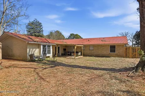 Exterior - 307 Mckay Dr, Carthage, MS 39051 photo 4 of 6