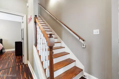 Entry Way - 1623 Imboden Cv, Nesbit, MS 38651 photo 3 of 3