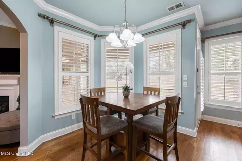 Dining - 1623 Imboden Cv, Nesbit, MS 38651 photo 1 of 2