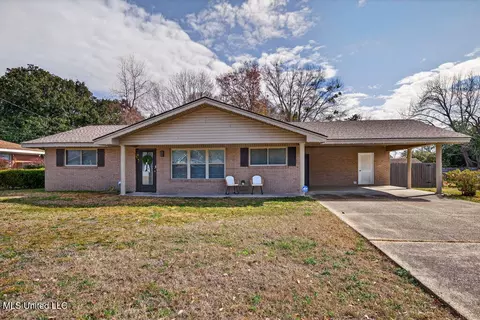 334 Carter Rd, Biloxi, MS 39531
