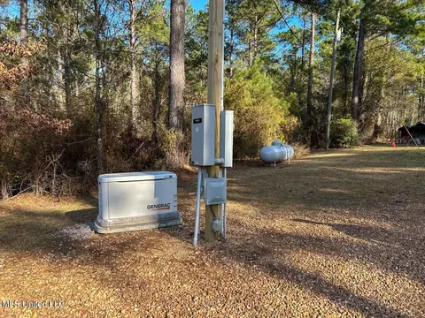 2015 Forest Rd, Hazlehurst, MS 39083 photo 28