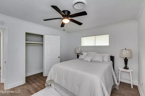 Bedroom - 667 Queen Cir, Jackson, MS 39209 photo 9 of 9