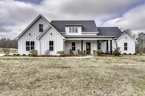 158 Harrell Rd, Pelahatchie, MS 39145
