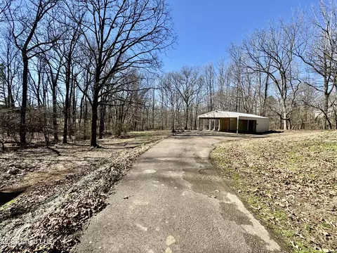 Exterior - 809 Green Acres Dr, Hernando, MS 38632 photo 19 of 22