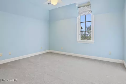 Bedroom - 460 Saint Andrews Dr, Jackson, MS 39211 photo 4 of 4