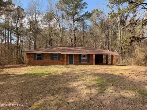 4142 Linfrank Line Dr, Smithdale, MS 39664
