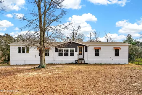 14 Elmer Smith Rd, Lumberton, MS 39455 photo 2