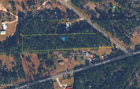 20455 Saucier Advance Rd, Saucier, MS 39574