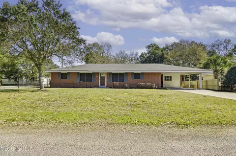 1901 Jones Ave, Gulfport, MS 39501