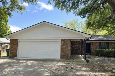 1306 Short Ave, Pascagoula, MS 39567