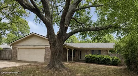 1306 Short Ave, Pascagoula, MS 39567