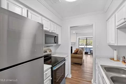 Kitchen - 223 Highpoint Dr, Diamondhead, MS 39525 photo 1 of 2