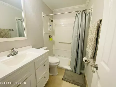 Bath - 223 Highpoint Dr, Diamondhead, MS 39525 photo 1 of 1