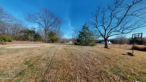 Exterior - 2565 Odom Rd, Hernando, MS 38632 photo 5 of 6
