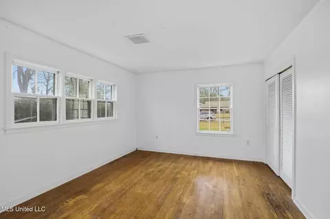 Bedroom - 1439 Brecon Dr, Jackson, MS 39211 photo 1 of 2