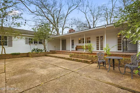 Exterior - 1439 Brecon Dr, Jackson, MS 39211 photo 9 of 14