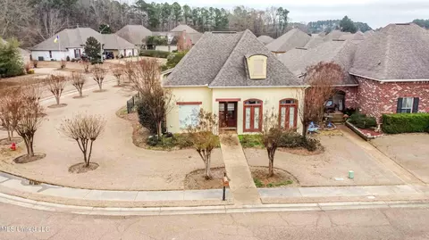 263 Lighthouse Ln, Brandon, MS 39047
