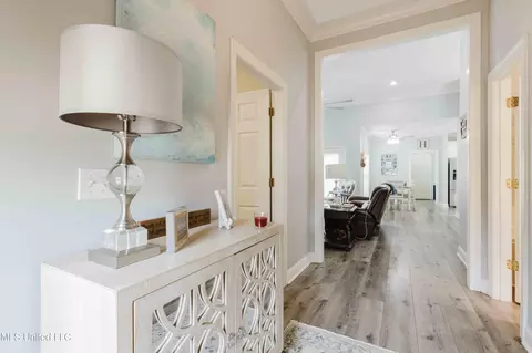 Entry Way - 263 Lighthouse Ln, Brandon, MS 39047 photo 1 of 4