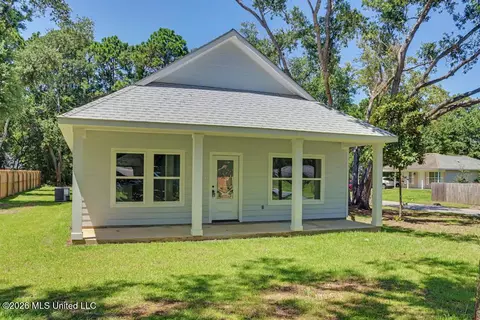 8900 Pointe Aux Chenes Rd, Ocean Springs, MS 39564