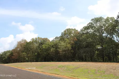 5077 Old Barn Cv, Hernando, MS 38632