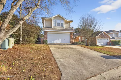 19373 W Lake Village Dr, Gulfport, MS 39503