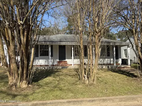 1304 Westwood Rd, Natchez, MS 39120