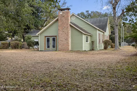 Exterior - 4418 Welch Ave, Moss Point, MS 39563 photo 4 of 8