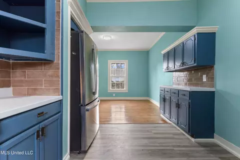 Entry Way - 4418 Welch Ave, Moss Point, MS 39563 photo 3 of 5
