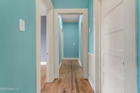 Entry Way - 4418 Welch Ave, Moss Point, MS 39563 photo 1 of 5