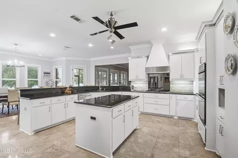 Kitchen - 104 Talbot Ct, Madison, MS 39110 photo 1 of 2