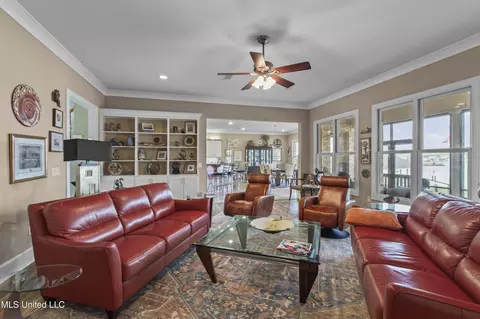 Living - 104 Talbot Ct, Madison, MS 39110 photo 1 of 2