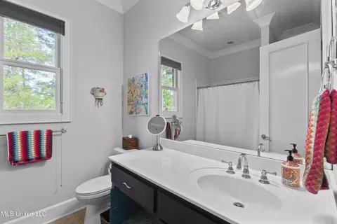 Bath - 104 Talbot Ct, Madison, MS 39110 photo 1 of 3