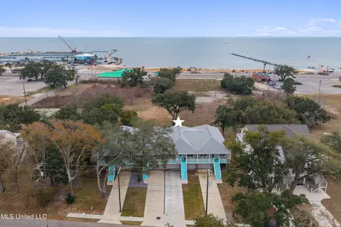 123 E 5th St, Long Beach, MS 39560