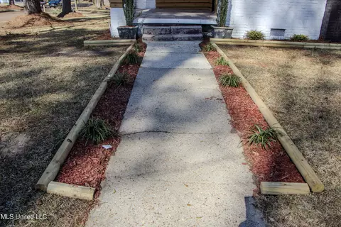 Other - 404 Downing St, Jackson, MS 39216 photo 1 of 8